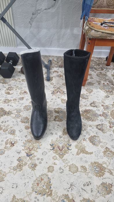 Етіктер сатылады