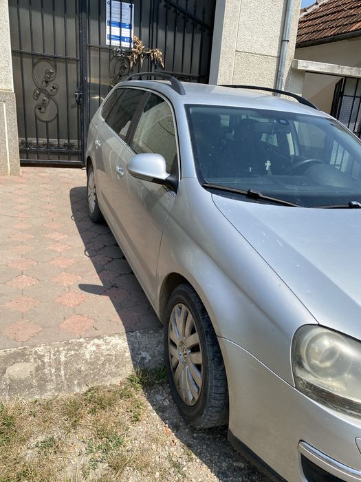 Vând golf 5 2.0 tdi 2008