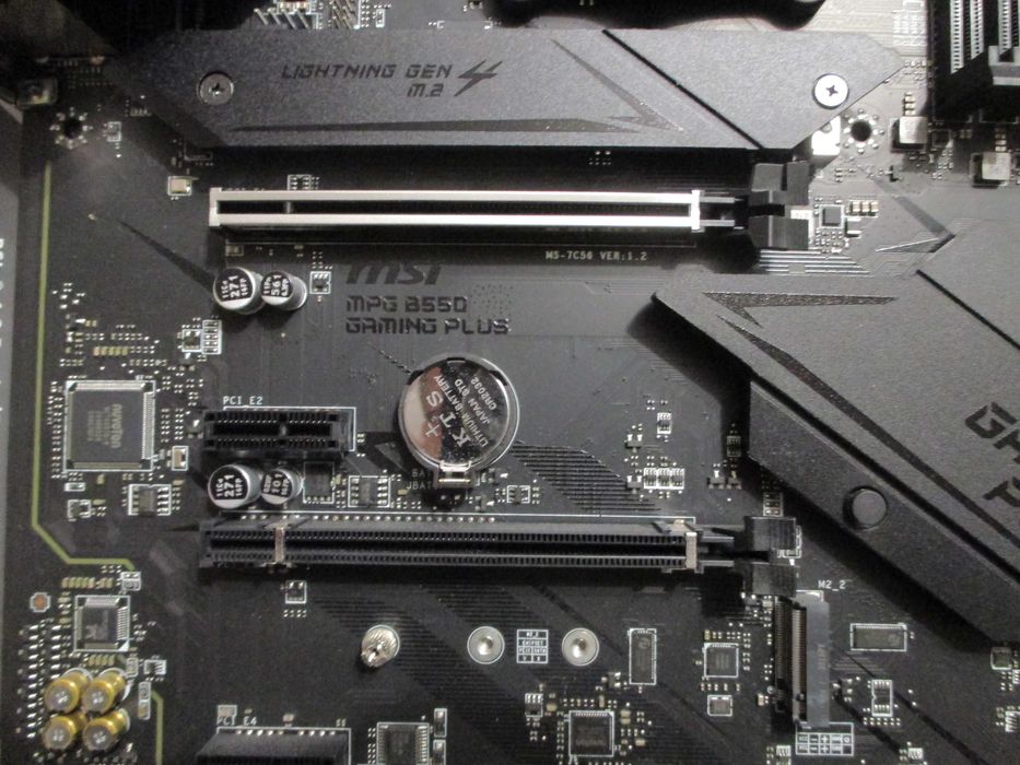 Дънна платка MSI MPG B550 GAMING PLUS, сокет АМ4