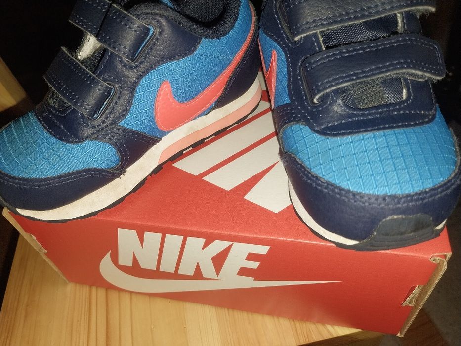 Детски обувки на Адидас, Найк