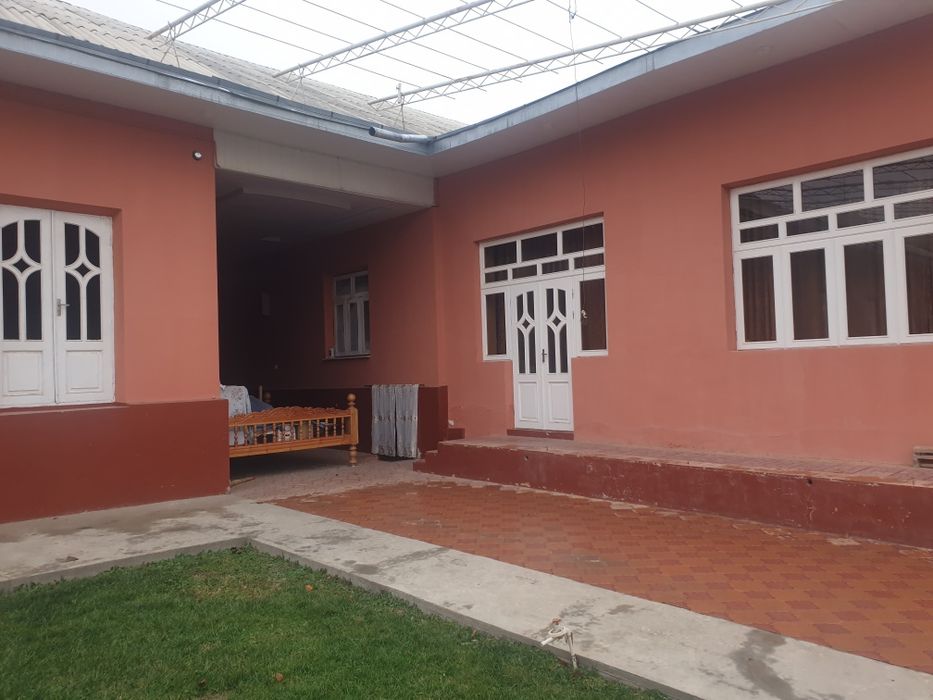 Uy sotiladi jizzax shaxar uratepalik maxallasi