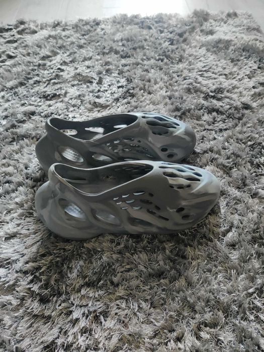 Adidas Yeezy Foam Runner Gray