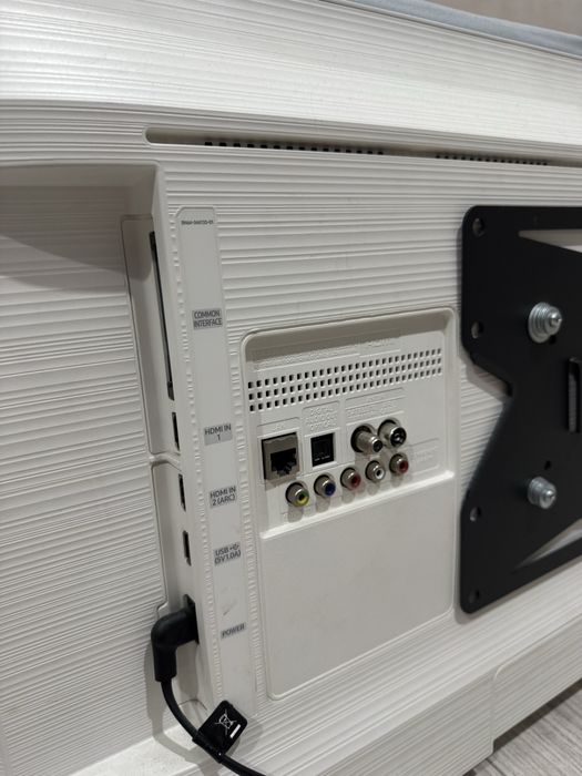 Телевизор samsung