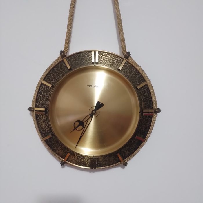 Ceas de perete Diehl