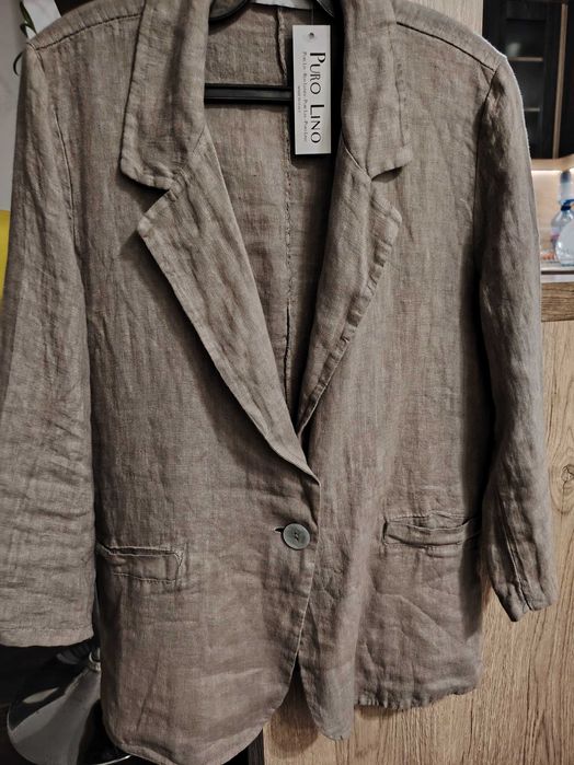 Ново дамско сако от лен