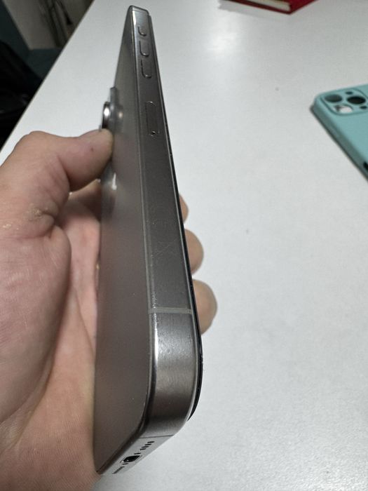 Продам либо обмен iphone 16 pro max 256 гб
