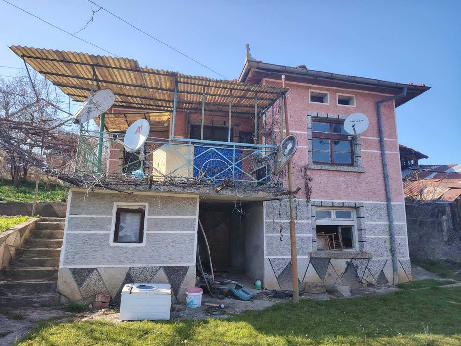 Продава се Къща в с. Голяма Желязна, Област Ловеч - 110 кв.м за 139 €/кв.м - Снимка #2