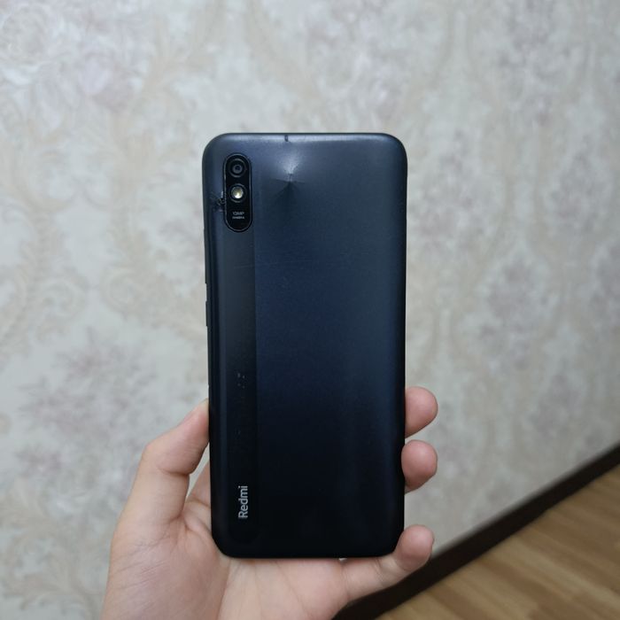iphone 11 and Redmi 9a в отличном состояний