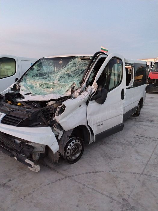 Рено Трафик / Опел Виваро / Renault Traffic/ Vivaro 2.0  DCI  НА ЧАСТИ