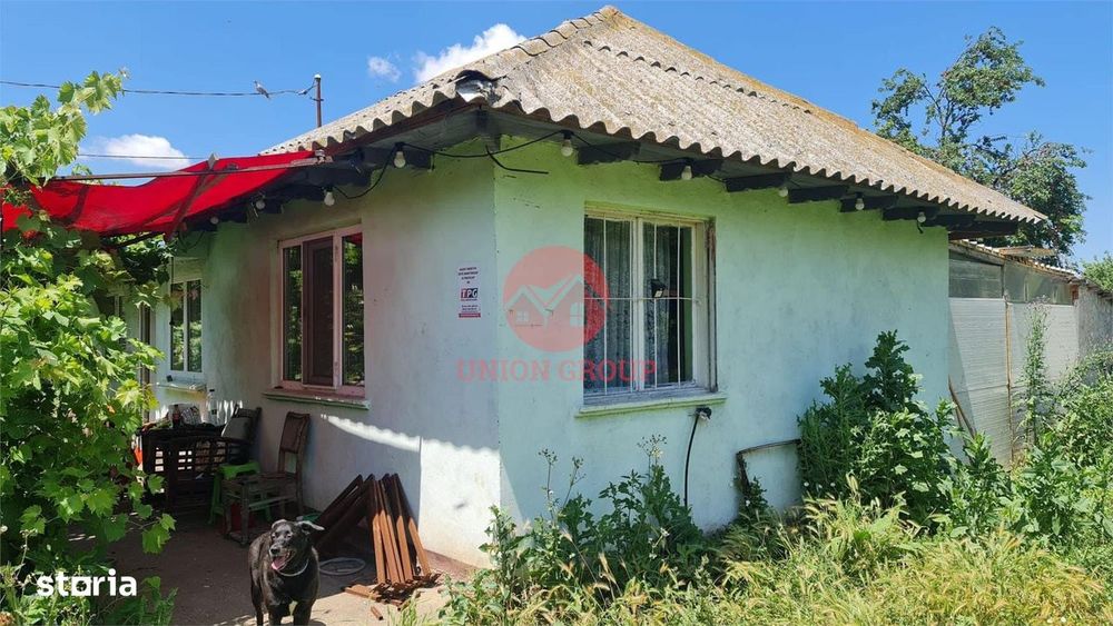 Casa Batraneasca in Topraisar cu Teren de 1711 mp si Deschidere 42 ml