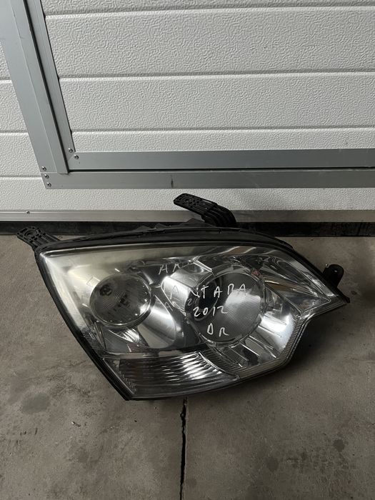 Far / faruri stânga dreapta Opel Antara 2012 cu xenon