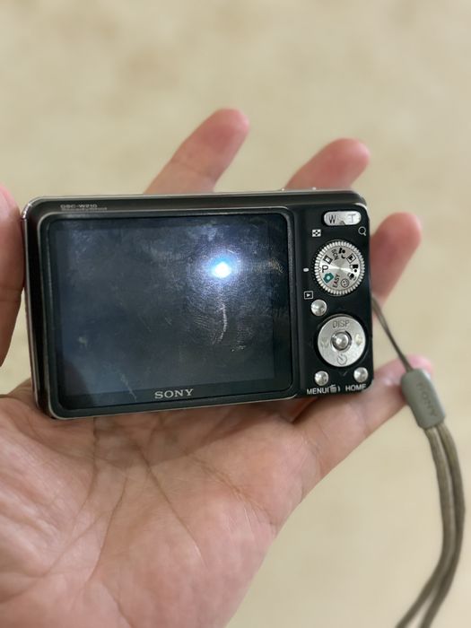 Sony Cyber-shot DSC-W210