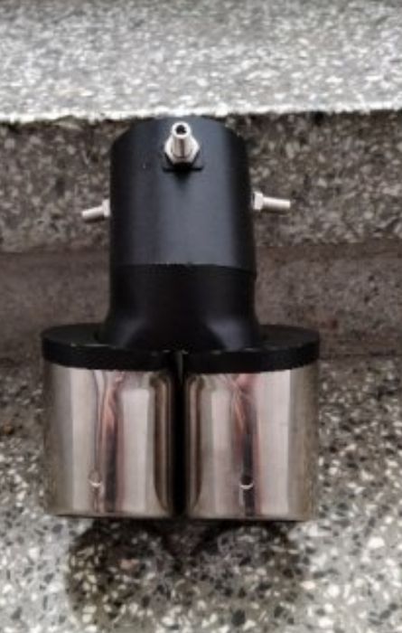 Двоен накрайник за ауспух