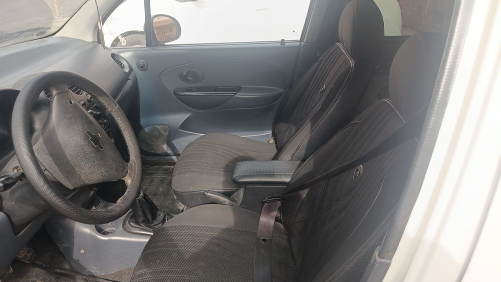 Matiz sotiladi 2009 yil 2500 kelishadigan joyi bor