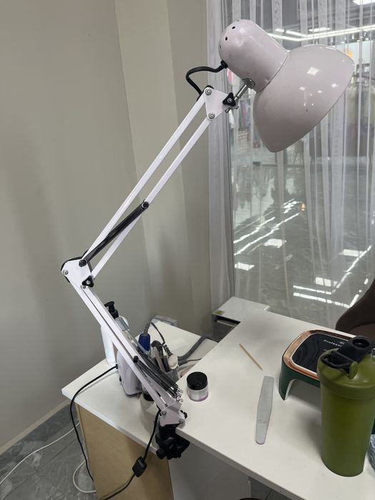 Лампа настольная