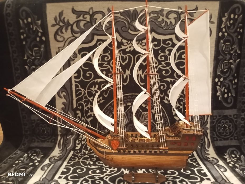 Продам парусник корабль