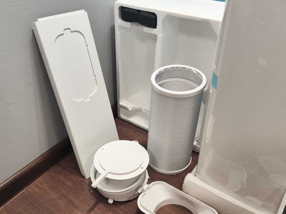 MIDEA Penguin 3-в-1 мобилен климатик 12000 BTU + обезвлажнител