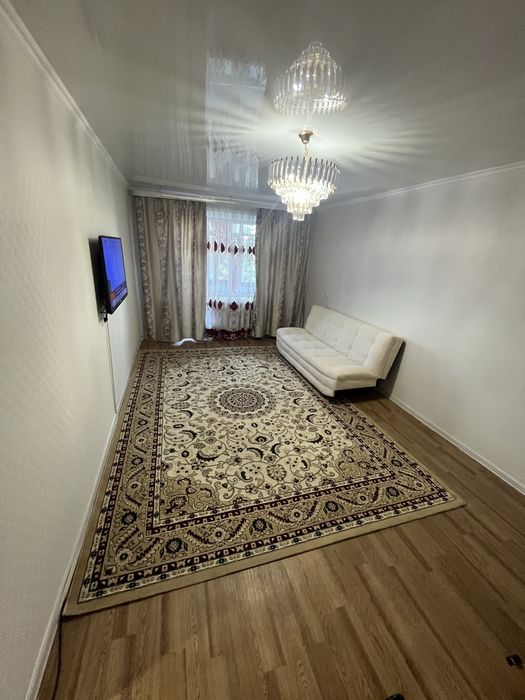 Продам 2 комн. 3/5 в 20мкр.