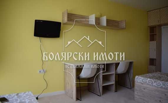 Просторен Четиристаен апартамент на бул. България