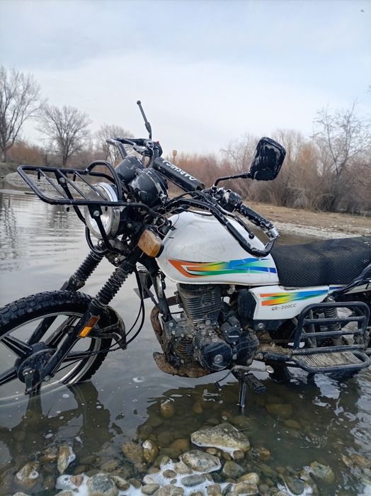 Мотоцикл 200кубб