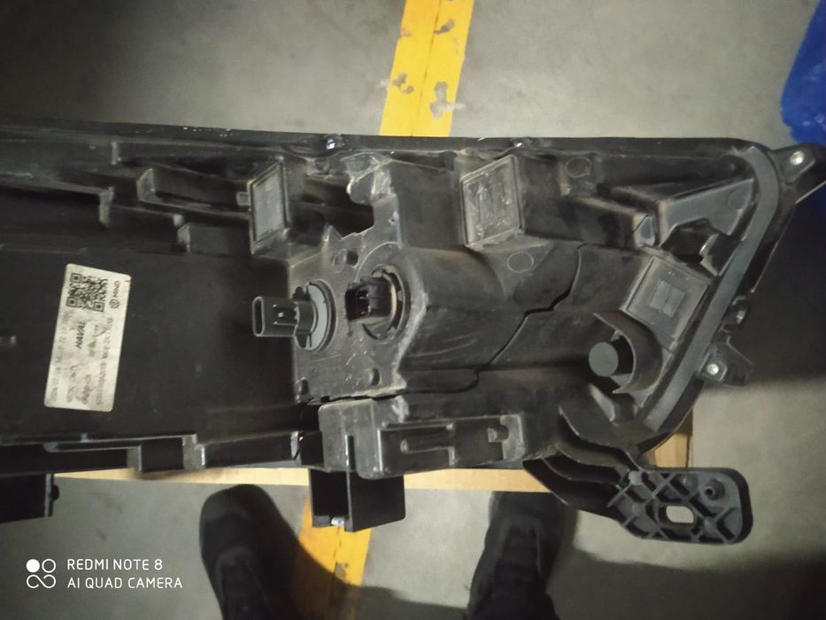 Фара передняя левая оригинал Haval m6