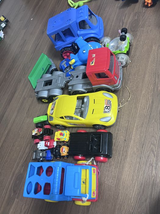 Игрушки 300-500 тенге