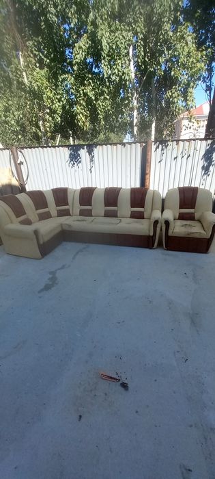 Мебел диван для офис.дом и для дачи