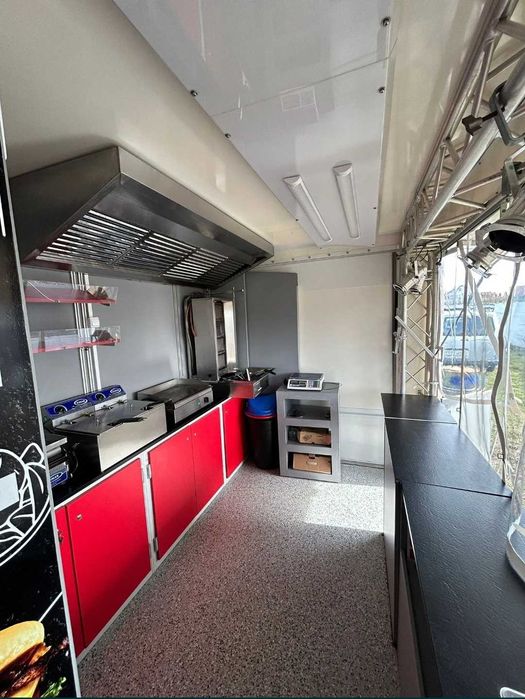 Inchiriez rulota fast food