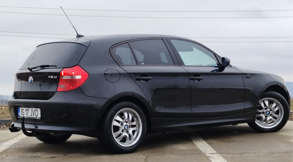 Bmw seria 1  2008. 2,0 diesel