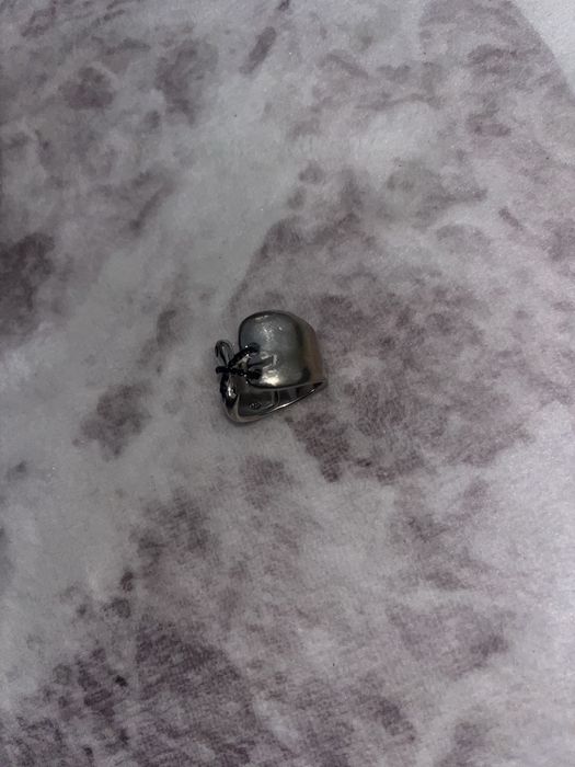 Продам кольцо 925 серебро 18 размер