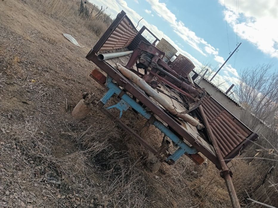 2 трактор косилкасымен сатылады