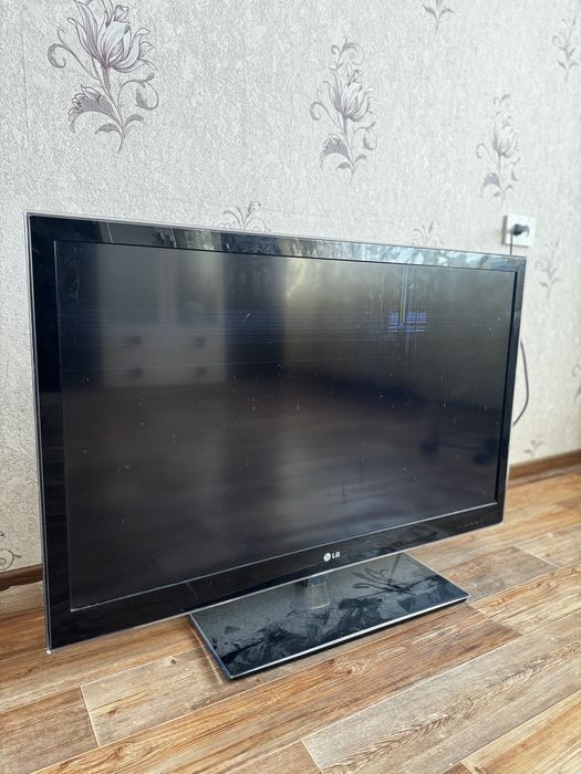 Продам Телевизор LG