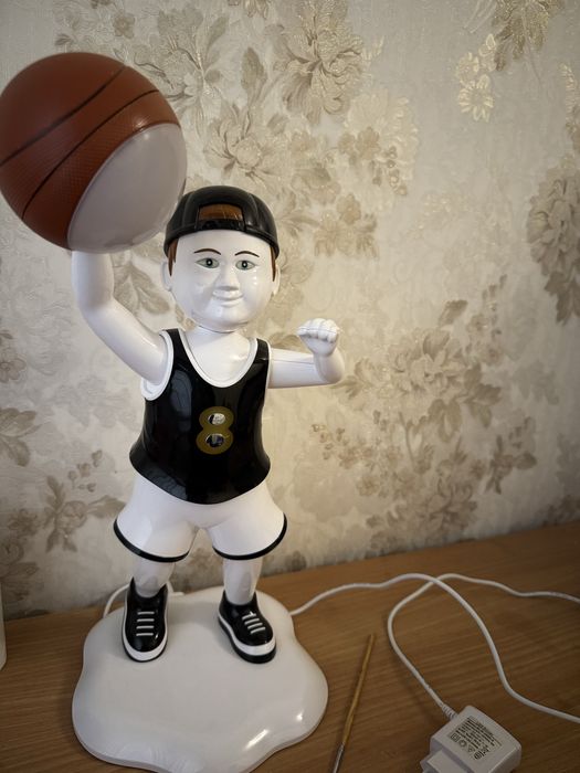 Светильник баскетболист