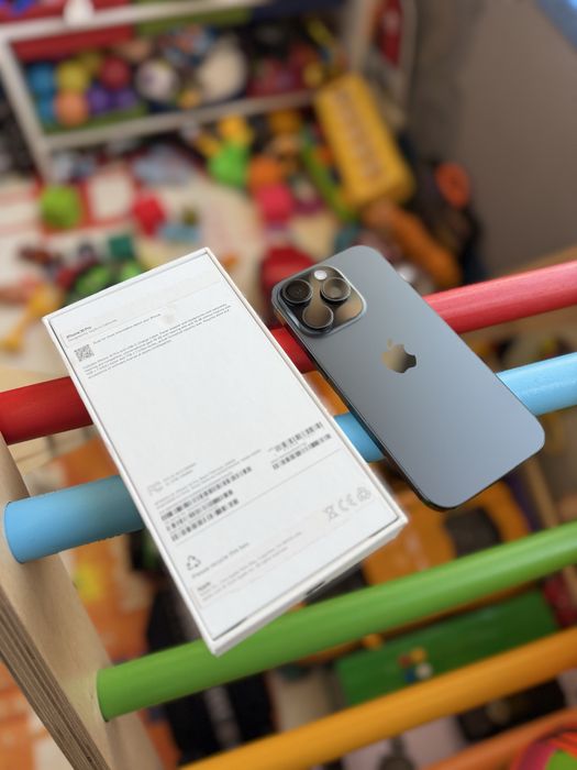 iPhone 16 Pro Black Titanium