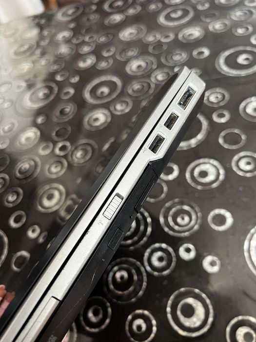 Dell Latitude E6420-Core i5, Windows 10 Pro+Office- Чисто нова батери