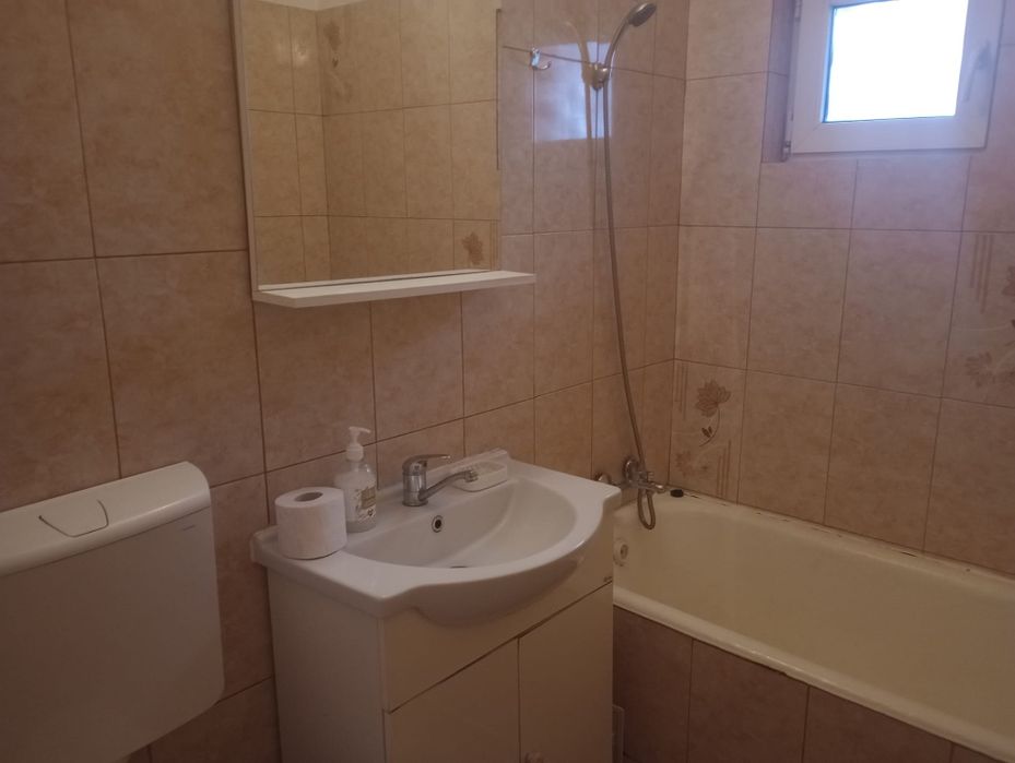 Apartament de inchiriat