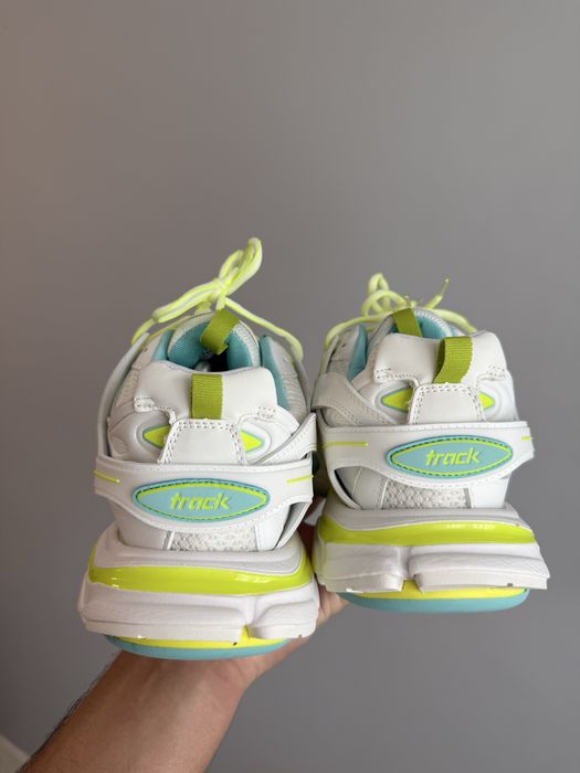 Balenciaga Track