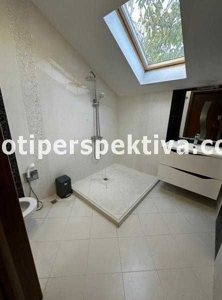 Продава се Къща в с. Брестник, Област Пловдив - 250 кв.м за 1592 €/кв.м - Снимка #8