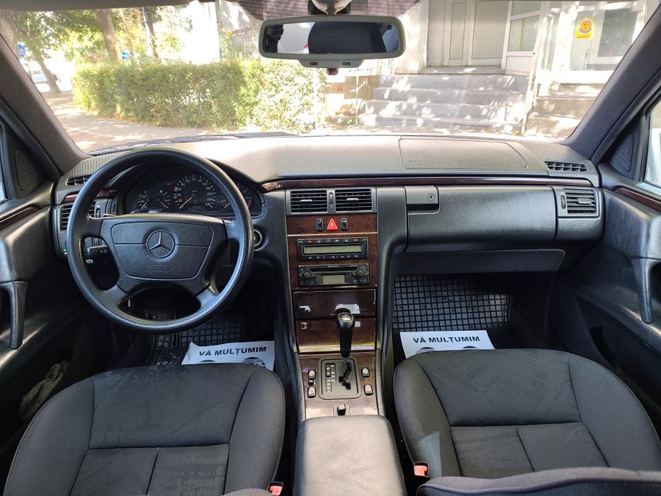 MERCEDES-BENZ E-Class 1996 — imagine 4