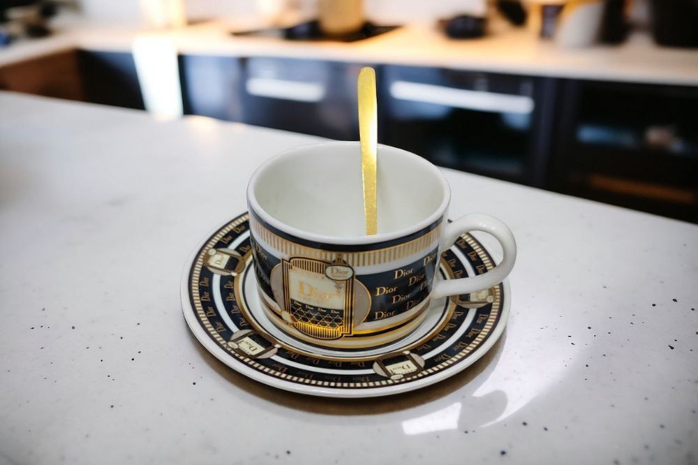 Подарочный Dior  комплект кружка тарелка и ложка