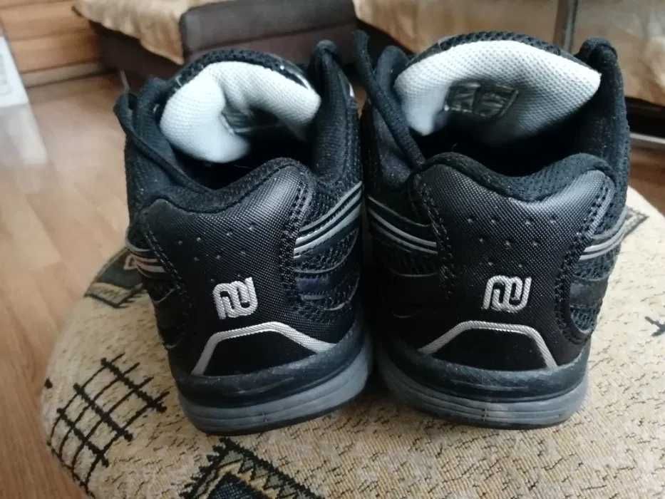 Adidasi Crivit Sports nr.39