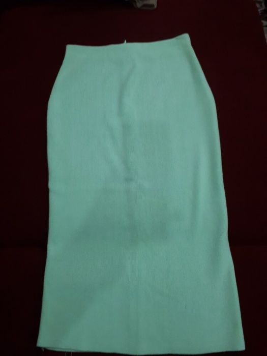 Продам юбку карандаш.Продам юбку карандаш новую не одеваннную
