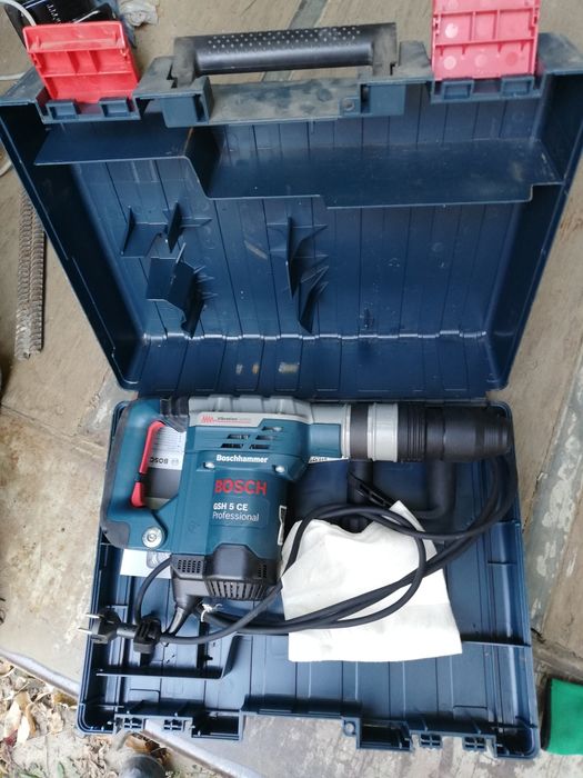 Отбойник бош 5де