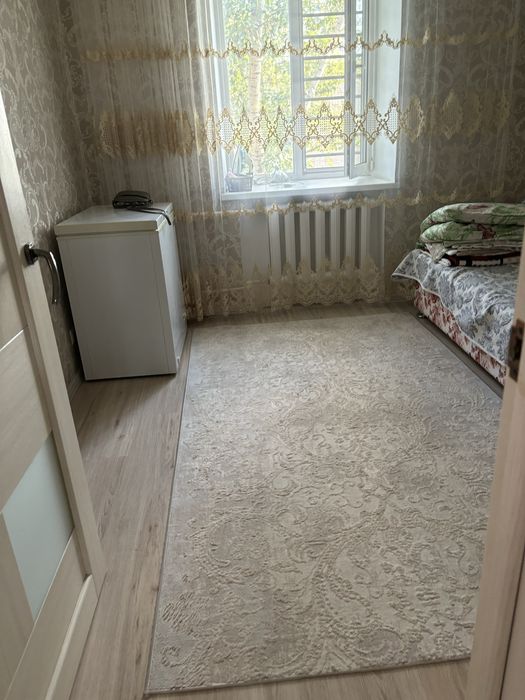 Продам 3 комн. квартиру в центре