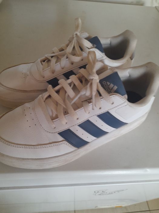 Adidasi nr 41,5 -42: