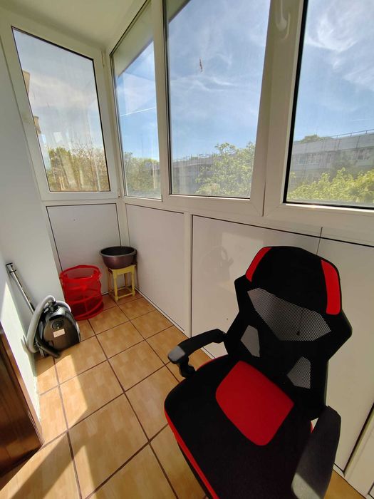 Proprietar inchiriez AP. 2 camere (prima inchiriere), 2 min metrou Costin Georgian