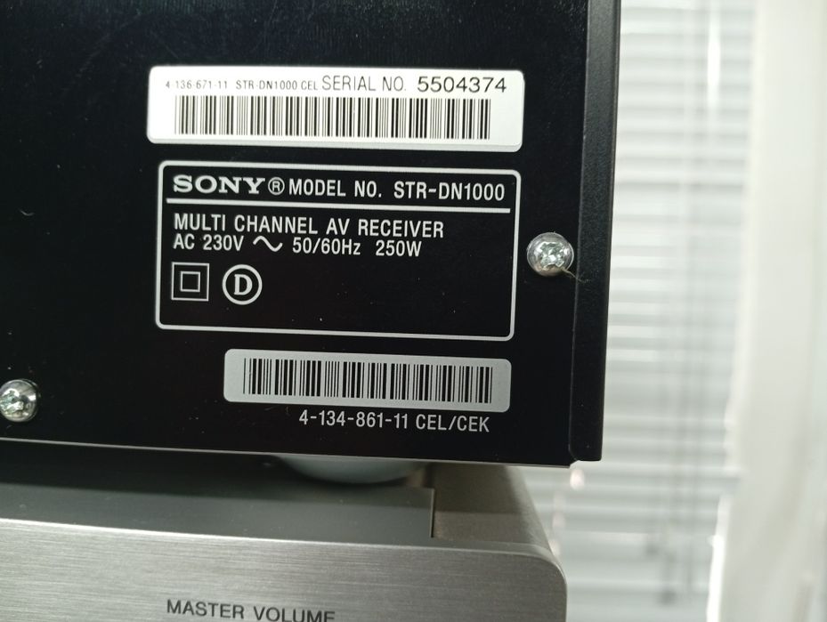 7.1 канален ресивър SONY str-dn 1000