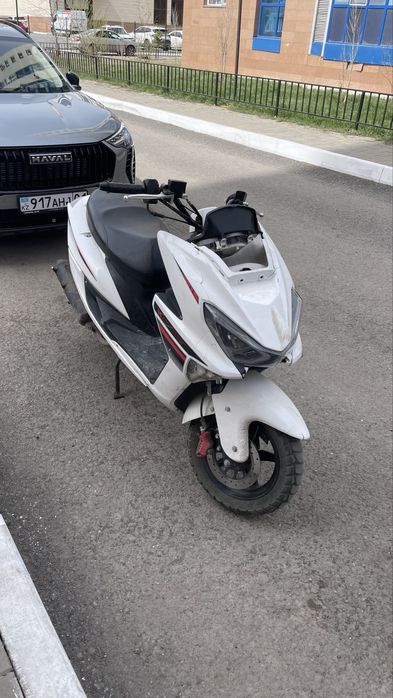 Продам мопед макси