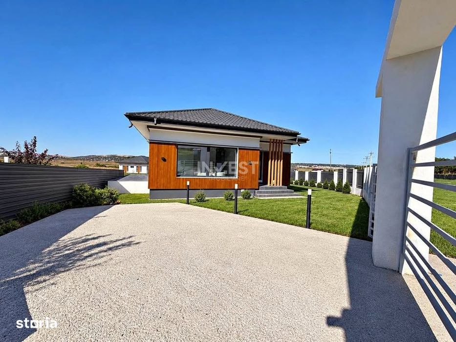 Casa Individuala, 4 Camere, 2 Bai, 700 Mp Teren , Mall Moldova