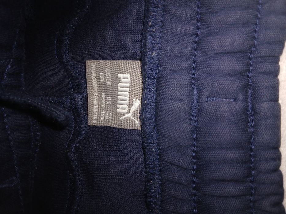 Vând pantaloni de trening Puma ptr.băiat
